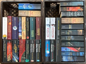 Fantasy, Science Fiction, Fiction Taschenbuch/Romane Konvolut 566 (2 Kisten) - Bild 1 von 5