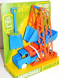 Vintage UNBREAKALE Plastic Truck and Sand Elevator Beach Sand TOY MIP 60S - Picture 1 of 12