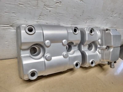 Honda Vfr400 Nc30 Cylinder Head  Cam Cover Case Hrc Style 12321MR8000  12311MR80 - Image 1 of 4