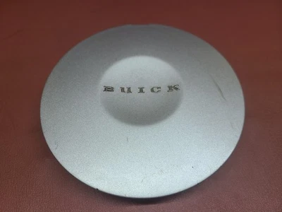 Tapacubos Buick LeSabre 2001-2004 plata 9592961 Foto 1 de 4