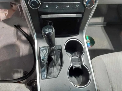 Used Automatic Transmission Shift Lever Assembly fits: 2015 Toyota Camry  Grade - Imagem 1 de 4