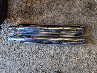 Silenciadores de escape Harley Davidson Road King Ultra y FLT 2017-2020 FLH Road Glide Foto 1 de 4