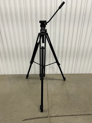 Davis & Sanford Provista 75XB Tripod w/ FM18 Fluid Head - Image 1 of 4