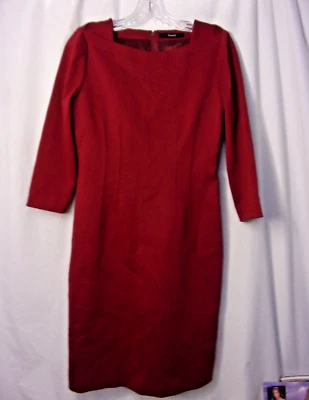 Tahari Red Dress Size S/M  3/4 Sleeve Rayon Blend Very Nice - Image 1 of 4