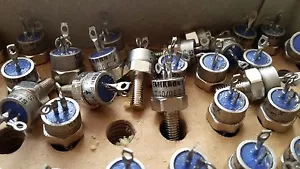 2x SKT10/06 SEMIKRON Thyristor 10A 600V Igt - 100 mA max NOS - Picture 1 of 4