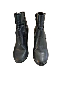 Black Leather dress boots With Side Zip and buckle size 7 - Picture 1 of 6