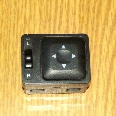 Interruptor de control del espejo retrovisor lateral Kia Sportage 1997 OEM 0K01266600A - negro Foto 1 de 2