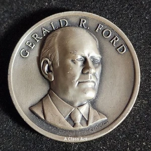 Medalla de plata Gerald Ford 1974 alto relieve presidencial .999 23 g. Nuestro B2176 - Imagen 1 de 9