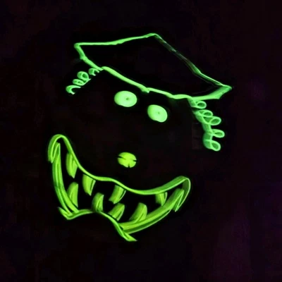 Gorra de Criatura Kmart de Colección Sombrero para Niños Bruja de Halloween Brilla en la Oscuridad Prima Foto 1 de 4