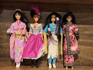 Mattel Barbie Dolls Of The World Lot Of 4 Vintage Collectible 1976-1990 - Picture 1 of 19