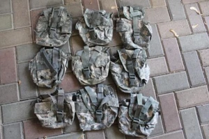 Lote de 9 bolsas de cantina 1 qt edición militar de EE. UU. MOLLE en camuflaje ACU - Imagen 1 de 9
