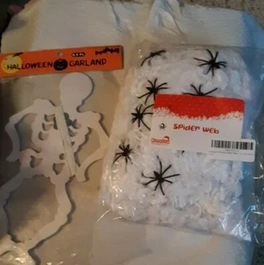 Halloween Decorations - Picture 1 of 10