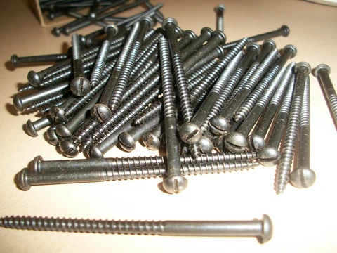 25 - VINTAGE NEW-OLD STOCK BLUED SLOTTED ROUND HEAD STEEL WOOD SCREWS, 3" x #8 Cover