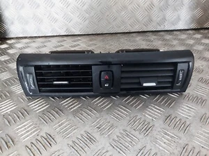 Grille Aération centrale - BMW SERIE 1 II (F20/F21) - De 08-2011 à 06-2015 - Picture 1 of 5