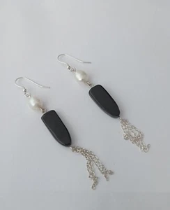 Hand cut Whitby Jet and baroque pearl drop earrings - Picture 1 of 3