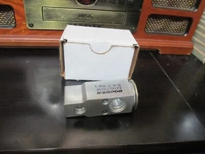 NEW GENUINE HYUNDAI EXPANSION VALVE (PN 97626 29002) KIA DOOWON , FREE SHIP US - Picture 1 of 3