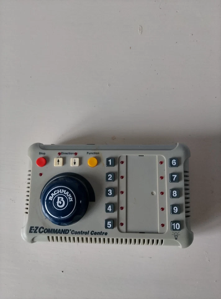 E-Z command controller for model railways with compatible hornby transformer - Image 1 of 1