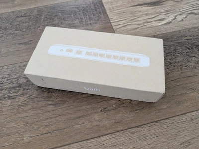 Ubiquiti UniFi Flex 2.5G 8-Port PoE Switch (USW-Flex-2.5G-8-PoE) - Image 1 of 4