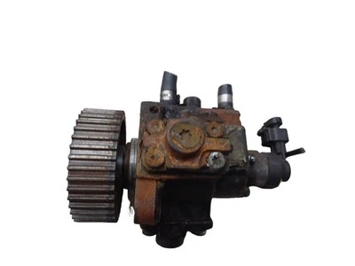 Saab 93 Fuel Injector Injection Pump 1.9 Diesel Z19DTH 2005  - Image 1 of 4