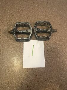 GT BMX OLD SCHOOL PEDALS/ used