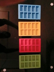 4 Lego Ice Cube Tray - Mint Condition & Ready to Ship Red Blue Yellow Green  - Picture 1 of 2
