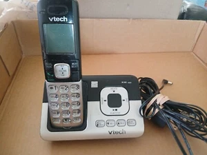 VTech CS6829 Handset Telephone w/ Base Phone Cordless Digital Answering System - Photo 1/3