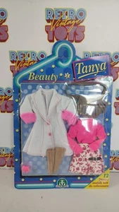 BEAUTY TANYA WERTVOLLE SPIELE KLEIDER MANTEL ROSA TANIA NO BARBIE MODE - Bild 1 von 2