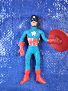 "Figura de acción flexible Bendy 1973 Mego Capitán América 5""" - Imagen 1 de 3