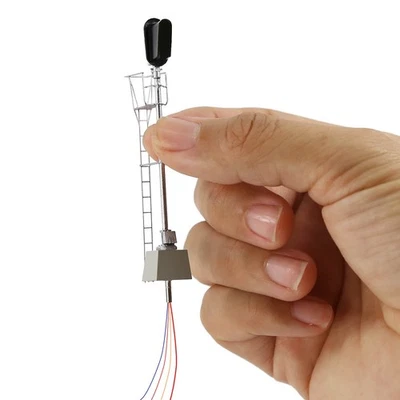 1 Stück Spur H0 1:87 Vertikale 3 Licht Messing Ampel Grün Gelb Rot LEDs Lampe - Bild 1 von 4