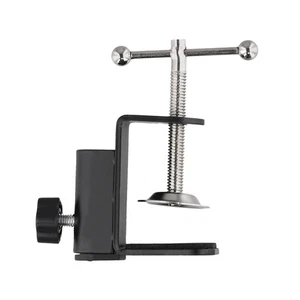 Pince en métal C conçue pour la stabilité avec lampes de bureau et pour pieds - Photo 1 sur 12