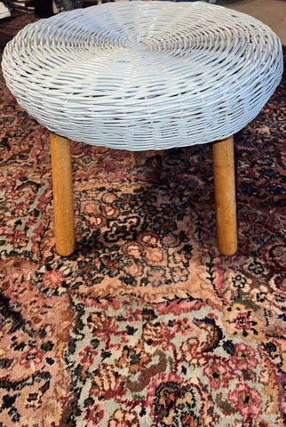Mid-Century attractive, Wicker Rattan Beech Tripod Footstool Ottoman Cover