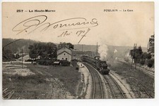 FOULAIN Haute Marne CPA 52 La gare train quittant la gare