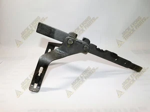 313820-1X New Tremec, TTC, Spicer, FORK BAR ASSY - Foto 1 di 4