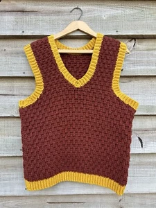 1940s Hand Crocheted Vest Vintage 40-42 - Picture 1 of 6