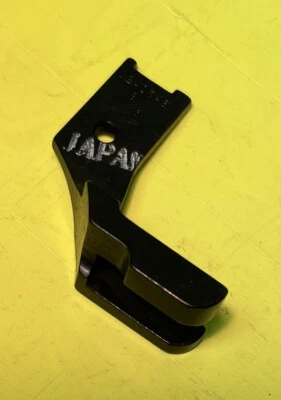 SINGER 240548 X 3/16 OUTSIDE PIPING FOOT  WITH CUT OUT - Image 1 of 4