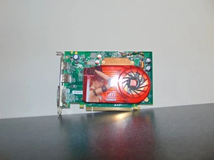 Graphics Card / ATI Radeon HD 3600 Series / Used / HDMI and Display Port - Picture 1 of 10