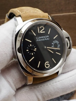 Panerai Luminor 8 días Giorni Brevattato 99 % nuevo en caja registro digital Pam00590 Foto 1 de 4