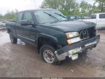 Depósito de lavado con indicador de bajo nivel para camioneta Sierra 1500 99-05 3610317 Foto 1 de 4