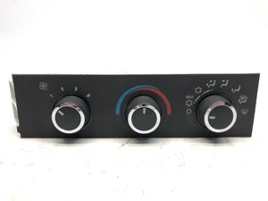2008 - 2024 Chevy Express Savana 2500 3500 Heater A/C Control Manual 84555663 - Picture 1 of 10