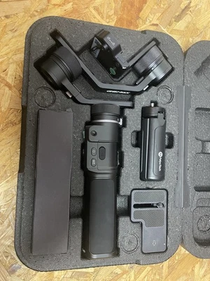 STABILISER GIMBAL HANDHELD FEIYU TECH G6MAX FOR CAMERAS - Image 1 of 3