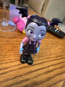 Vampirina Disney 3.5” Action Figure Plastic Pvc Toy - Picture 1 of 2