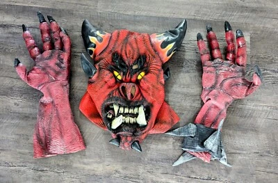 Disfraz de Halloween de colección Dark Diablo Creature Reacher máscara y manos del diablo Foto 1 de 4