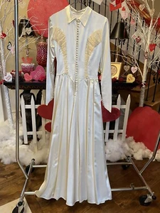 VINTAGE 1930s SATIN WEDDING DRESS with Lace Trim and Full Button Front - Picture 1 of 6