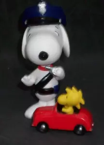 Hallmark 2014 Officer Snoopy - Spotlight on Snoopy 17th - Cacacahuetes - Imagen 1 de 15