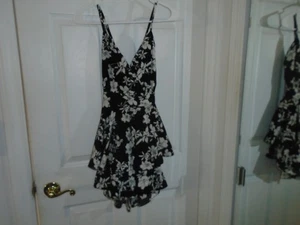 Chico's besticktes Oberteil mit Tasche und Knopfleiste Größe 3,5 neu mit Etikett - Bild 1 von 2