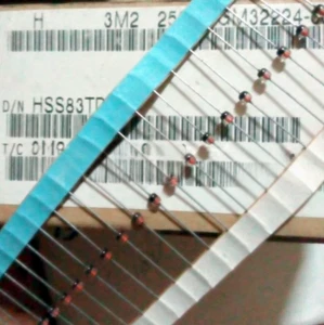 50pcs HSS82 Diode DO-34 RENESAS #DS174 - Picture 1 of 1