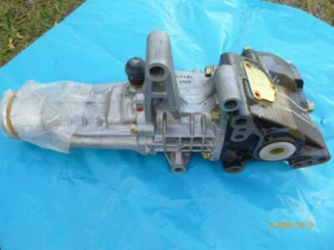 GENUINE MITSUBISHI DODGE TRANSFER SUB ASSY NOS MD758203 - Picture 1 of 6