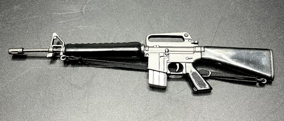 Rifle 1:6 Ultimate Soldier Vietnam US M16 para figuras de 12" Foto 1 de 4