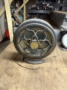 De colección Antiguo Crosley Dynacone Tipo E Tubo Eléctrico Radio Altavoz Externo Piezas - Imagen 1 de 15