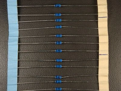 Lot of 15 1N5711 ST Microelectronics Schottky Diode 70V 15mA 430mW DO-35 NOS - Image 1 of 2